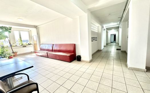 DUŻY PARKING, bez dodatkowych opłat! Różne piętra!