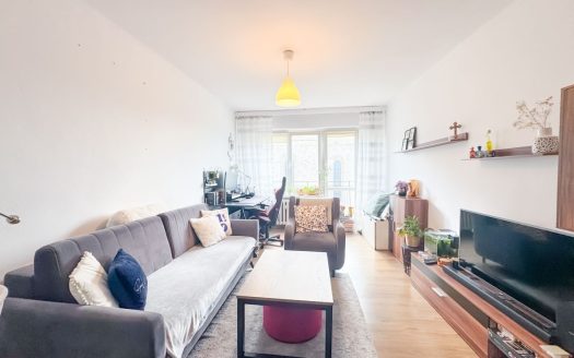 *Duża kawalerka z widokiem na Katedrę*38,6m2*