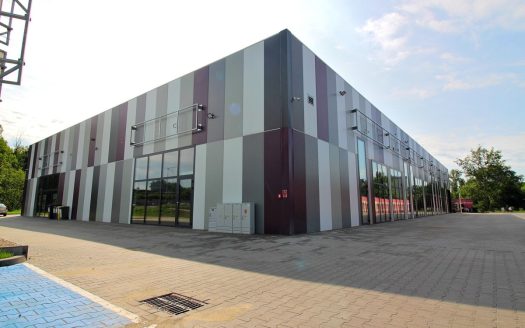 Duży nowoczesny lokal na wynajem