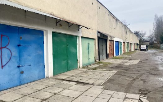 Garaż na os. Arki Bożka | możliwy wynajem