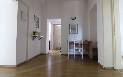 130m2 na wynajem 9 pokoi + 2 łazienki+ kuchnia