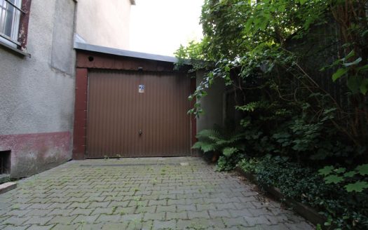 Wynajem garażu 20m2- Koszutka