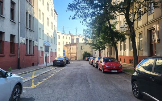 Odrestaurowana kamienica I Monitoring I Centralne