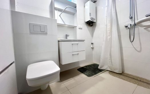Ligota, 0 % prowizji, widok na skwer.