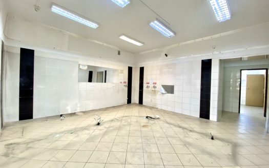 lokal idealny pod sklep, parter z  witryną