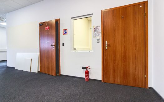 Biura z parkingiem| 0% prowizji| serwerownia