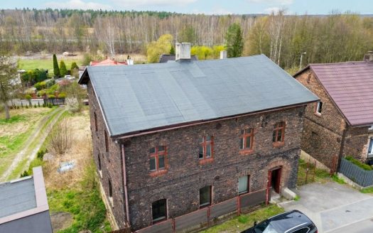 Kamienica z dużą działką na granicy z Katowicami