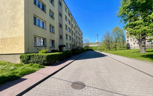 2 pokoje do własnej aranązcji w dobrej lokalizacji