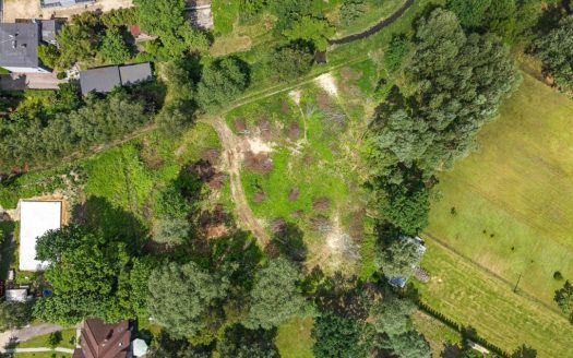 Działka z warunkami zabudowy przy DK44