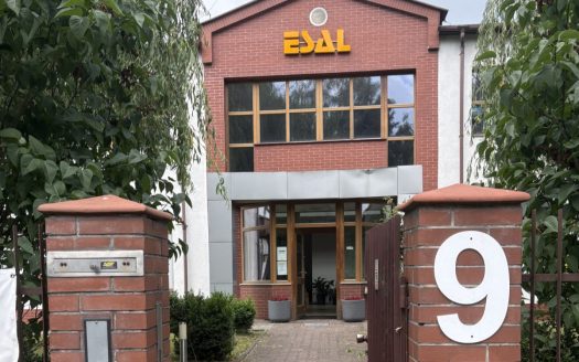 Lokal w kameralnym biurowcu*Parking*Dostęp 24/7