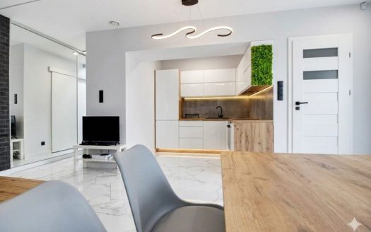 Bezczynszowy apartament z antresolą