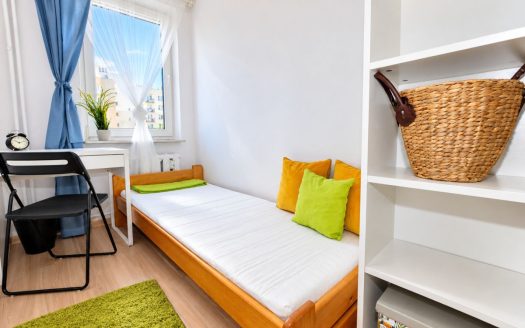 Gotowiec inwestycyjny | 5 pokoi | Os. Paderewskieg